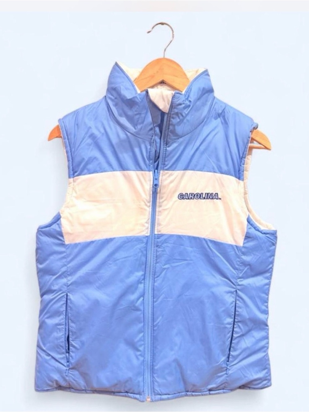Reversible Columbia Sportswear UNC Tar Heels Women’s puffer vest